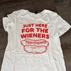 Graphic White and Red Women's Top